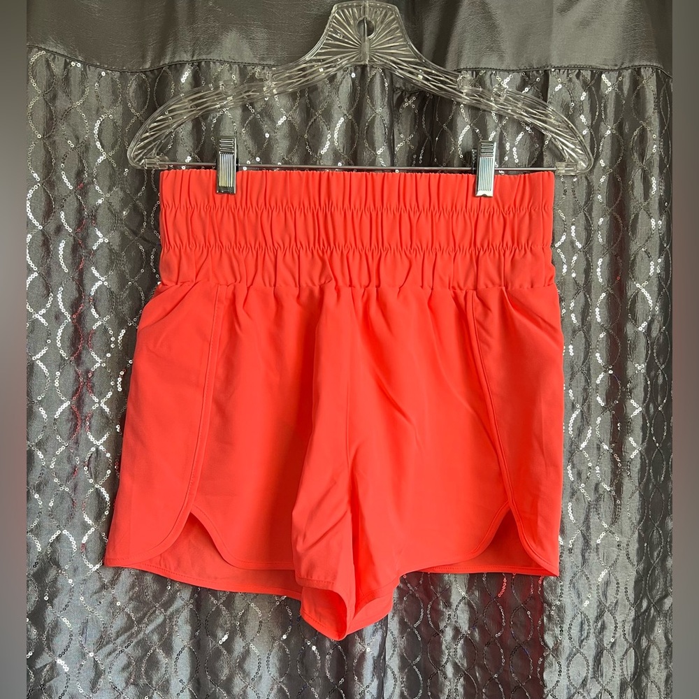 Women’s New In Neon High waisted Shorts Size L
